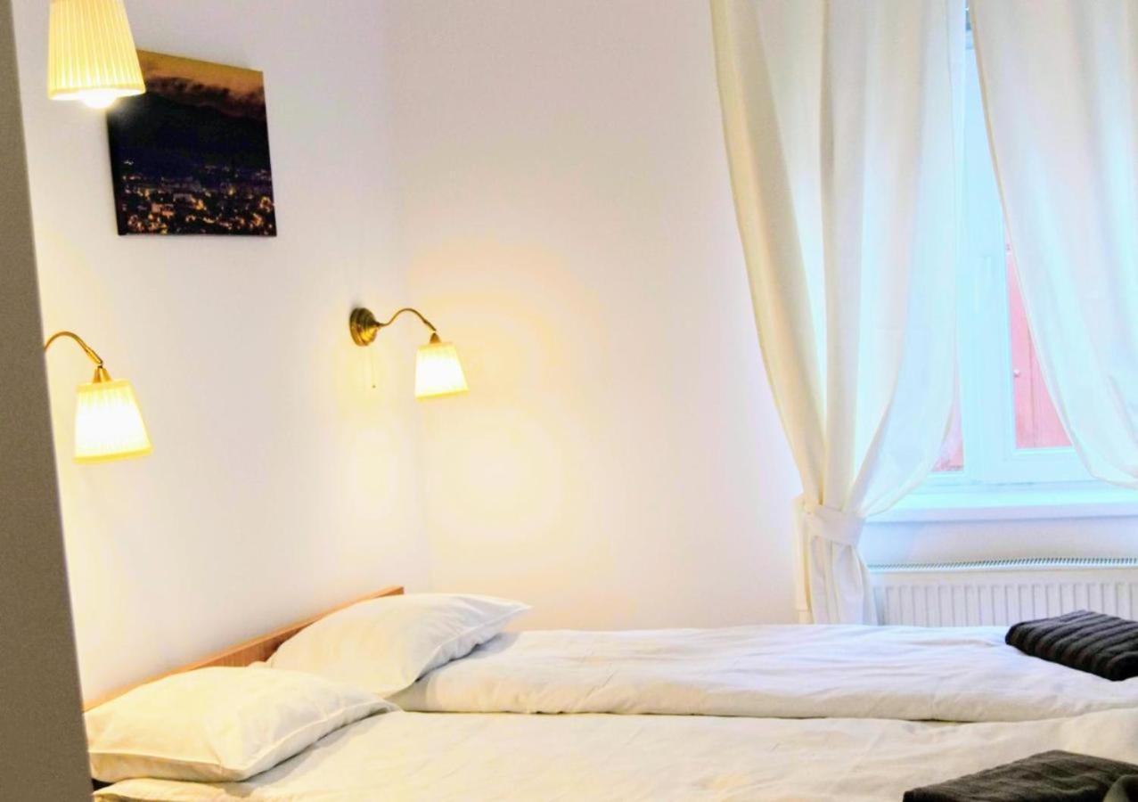 Twins Boutique Korsy Lägenhet Sibiu Exteriör bild