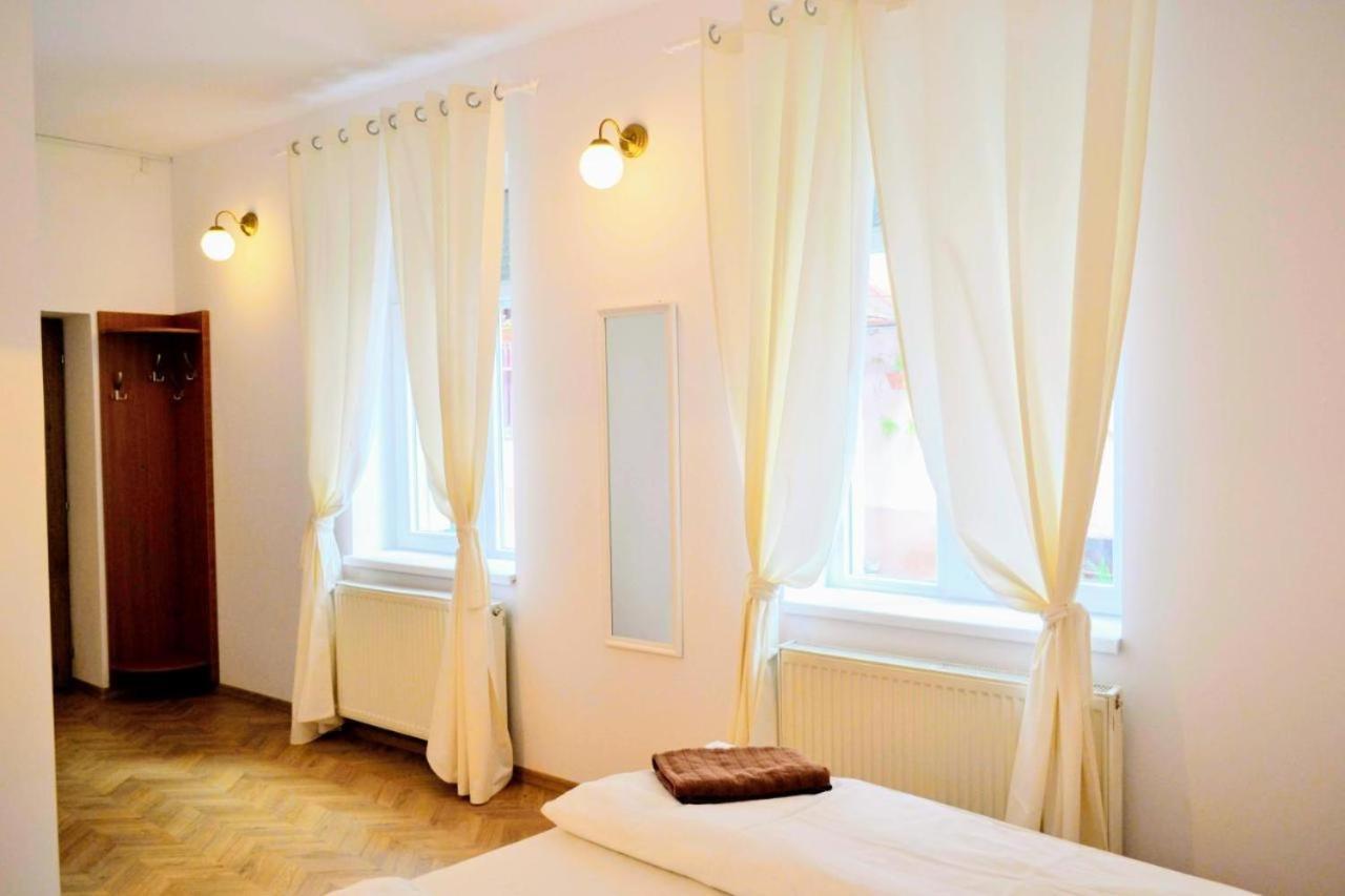 Twins Boutique Korsy Lägenhet Sibiu Exteriör bild