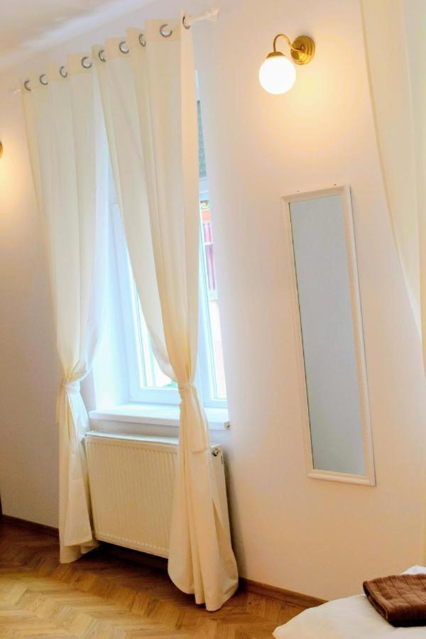 Twins Boutique Korsy Lägenhet Sibiu Exteriör bild