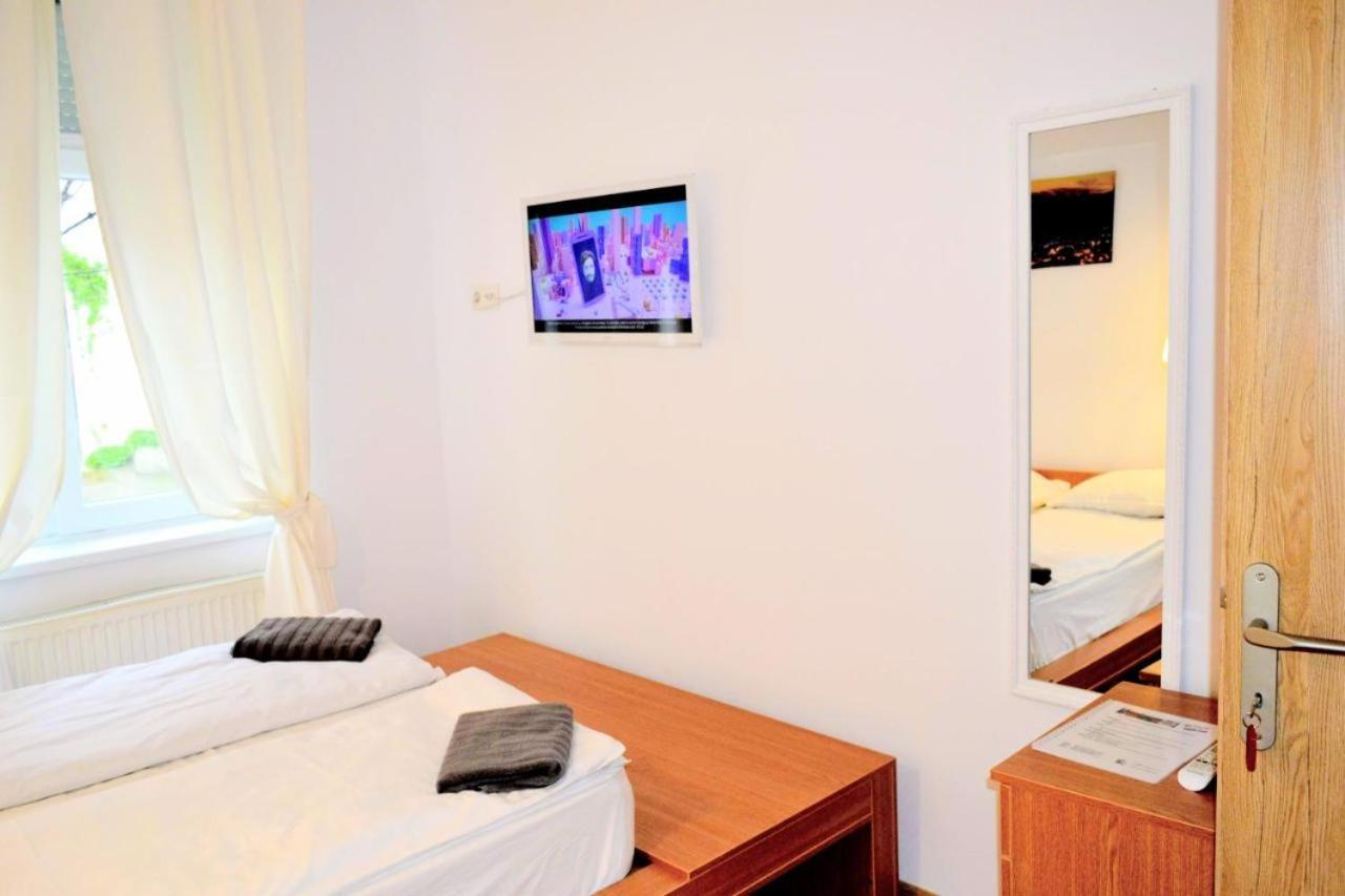 Twins Boutique Korsy Lägenhet Sibiu Exteriör bild