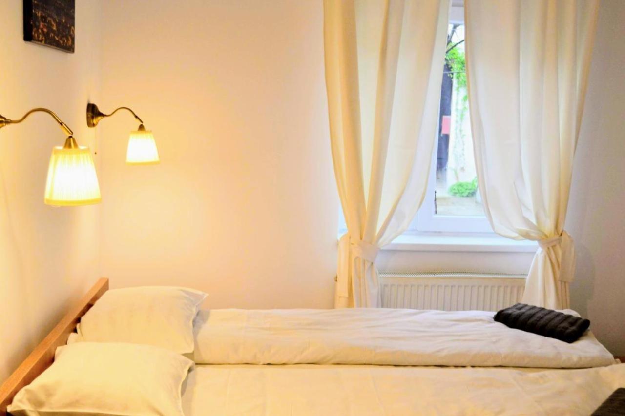 Twins Boutique Korsy Lägenhet Sibiu Exteriör bild